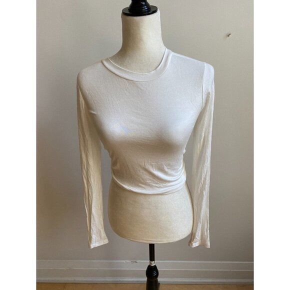 𝅺LULU'S "Back To Basics" Womens White Long Sleeve Tshirt Sz Small Back Cut Out - Picture 2 of 8